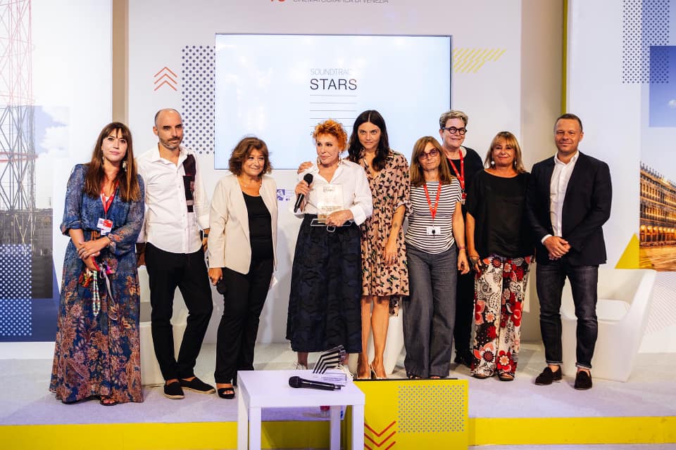 Venezia 78: a Freaks Out di Mainetti il Soundtrack Stars Award, che consegna anche il Premio alla Carriera a Ornella Vanoni, protagonista di una storia “Senza Fine”